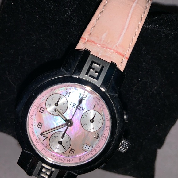 Authentic FENDI Orologi Zucca Chronograph Mother of Pearl Pink Dial 4500L Watch - Picture 3 of 13